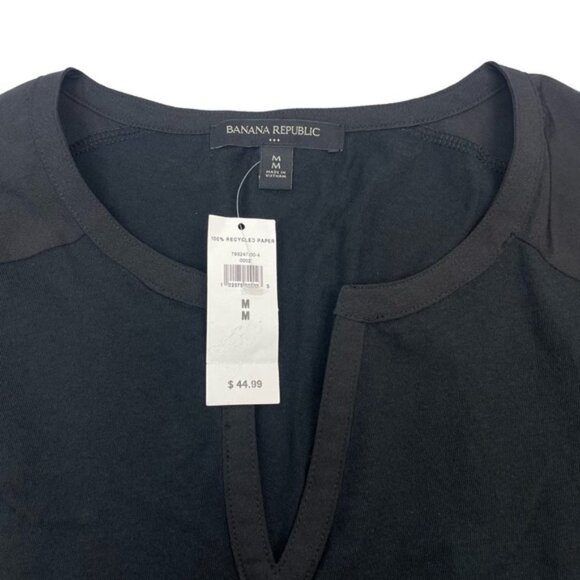 NWT BANANA REPUBLIC Notch-Neck Short Sleeve Top Sz Medium Black - Picture 4 of 5